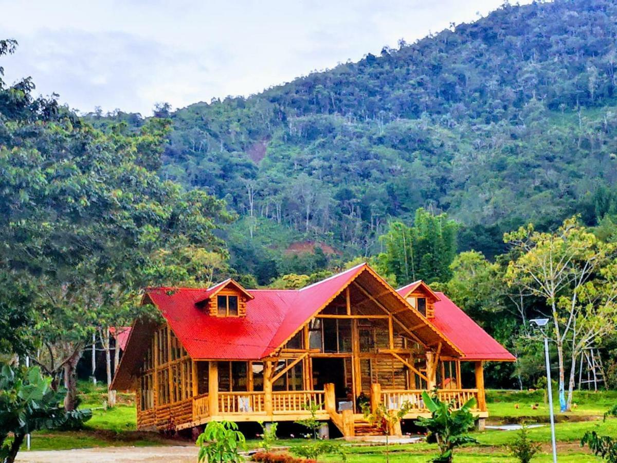 Hassinger Ranch Cabanas Oxapampa Exterior photo
